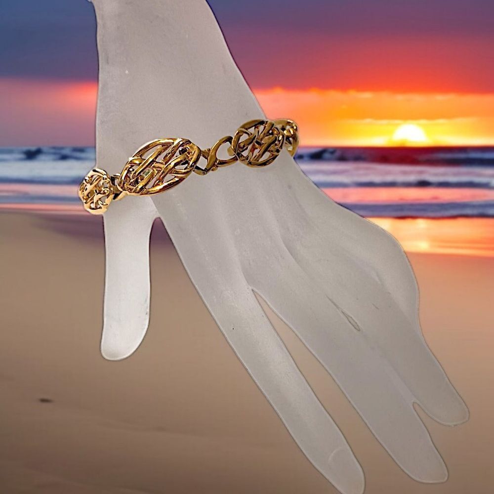 Vintage Napier Gold Tone Openwork Link Bracelet Signed Oval Filigree Retro‎ MCM